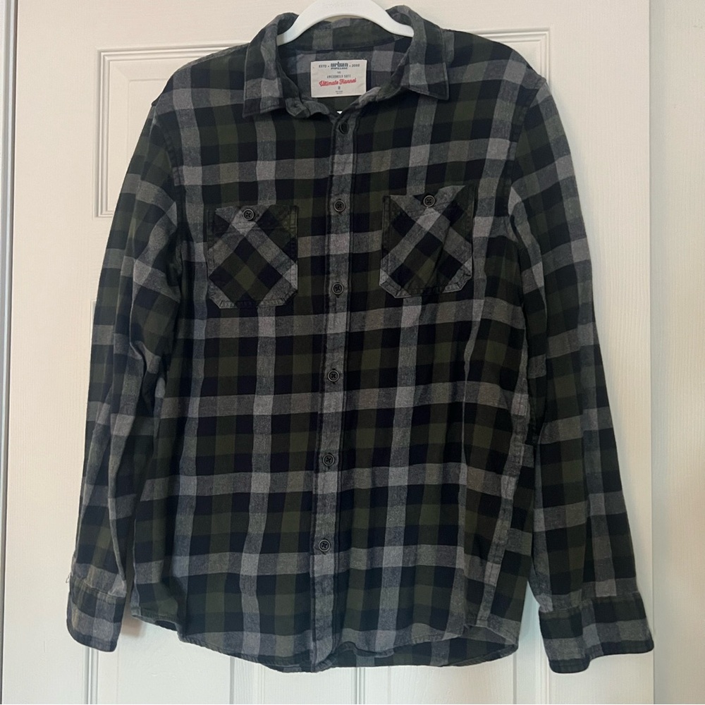 Urban Pipeline Sz M, Green and Gray Flannel Shirt